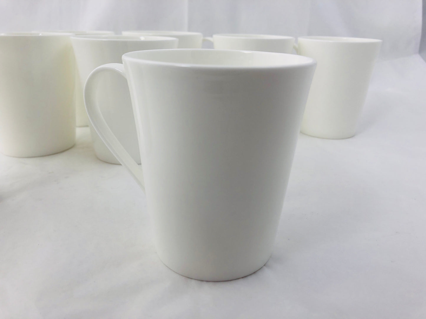 
                  
                    White Coffee Mugs A La Carte Soho x 10 (21545)
                  
                