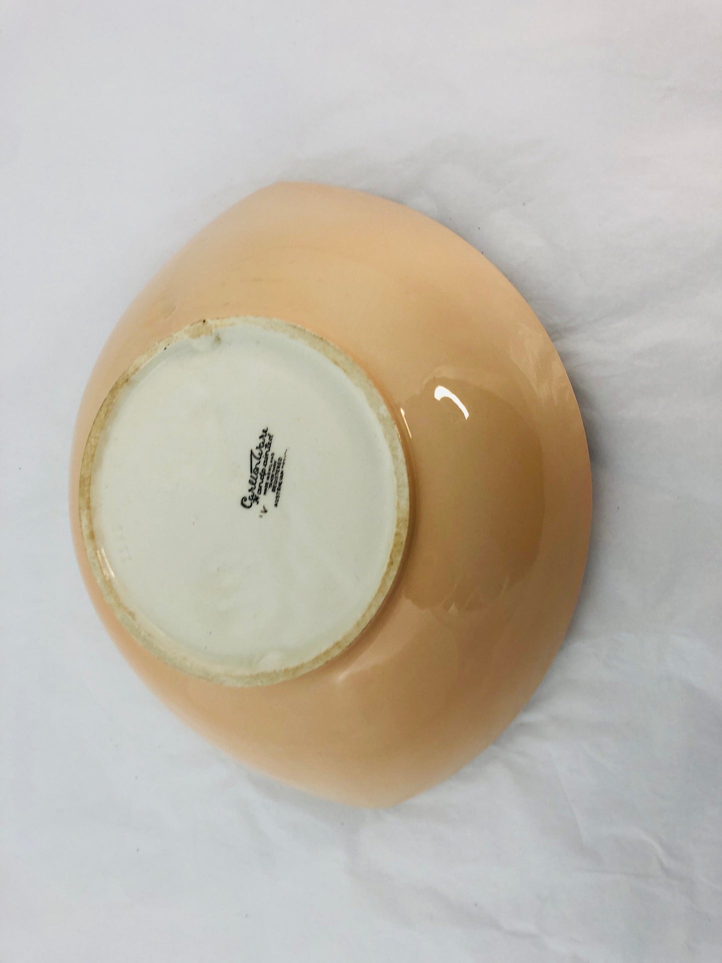 
                  
                    Carlton Ware Peach Bowl - Magnolia Pattern 2595 (21609)
                  
                