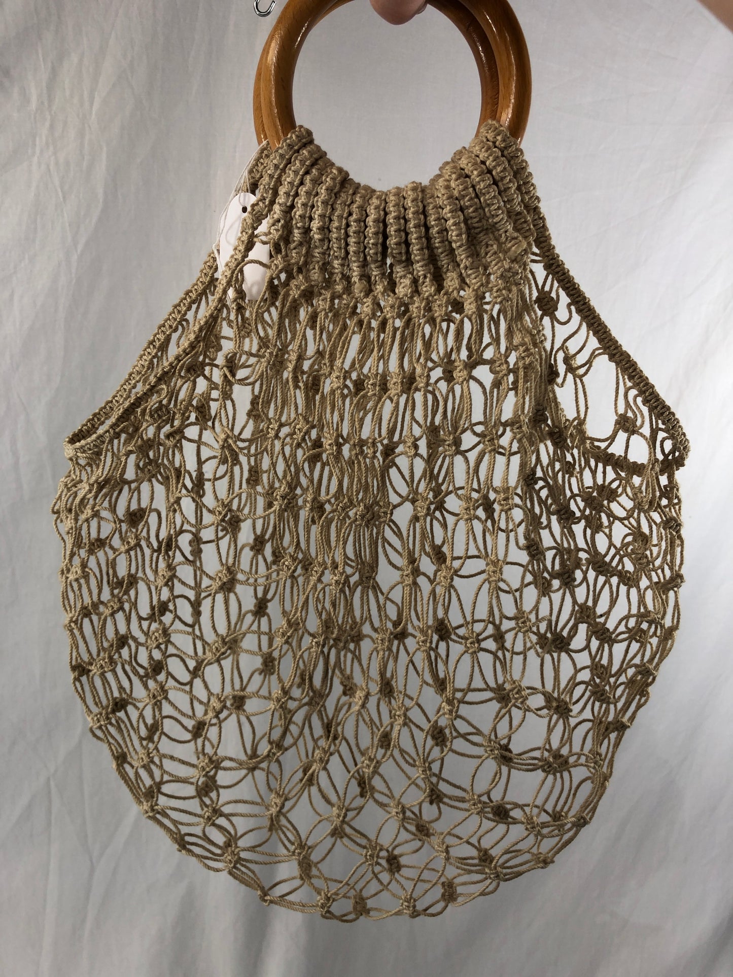 
                  
                    Vintage Macrame Hand knotted Rope Bag (21443)
                  
                