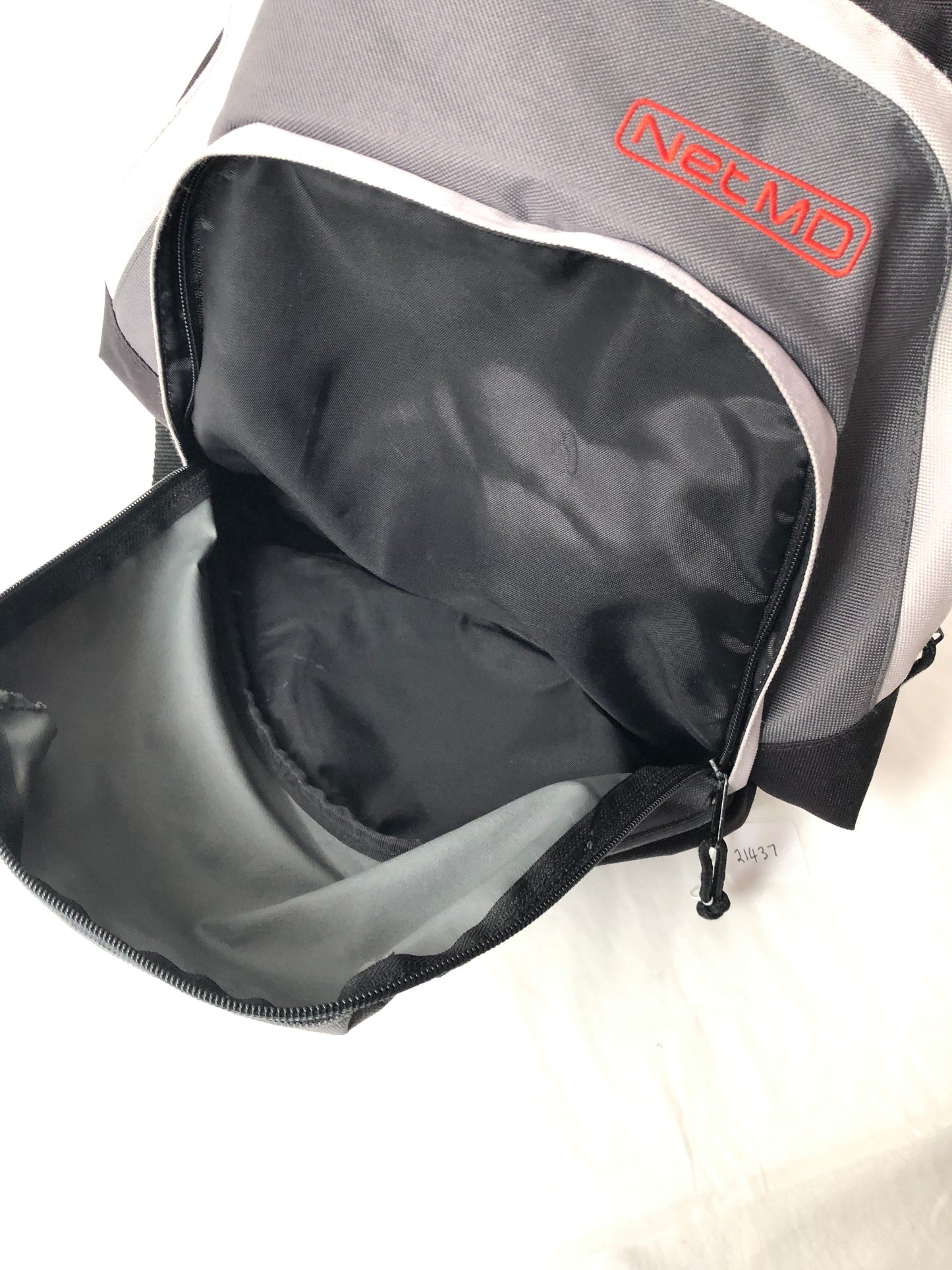 
                  
                    NetMD / Walkman Branded Cross Shoulder Bag (21437)
                  
                