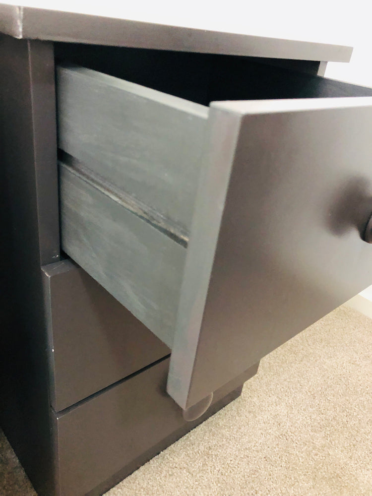 
                  
                    2 X Bedsides in Dark Grey (21802)
                  
                