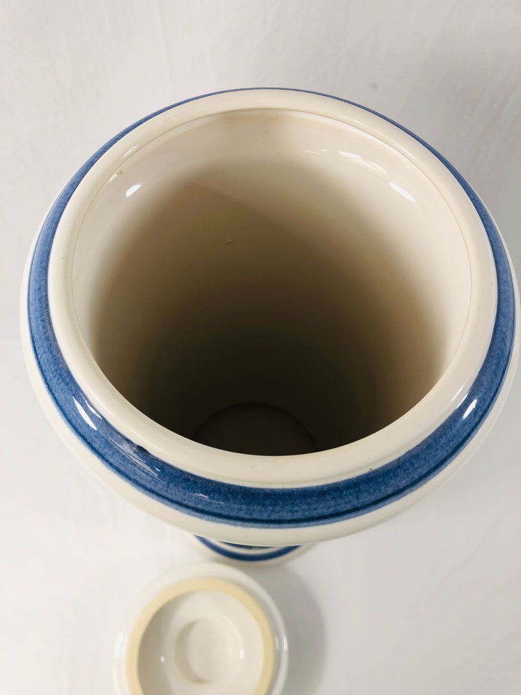 
                  
                    Ceramic Toilet Roll Holder (21813)
                  
                