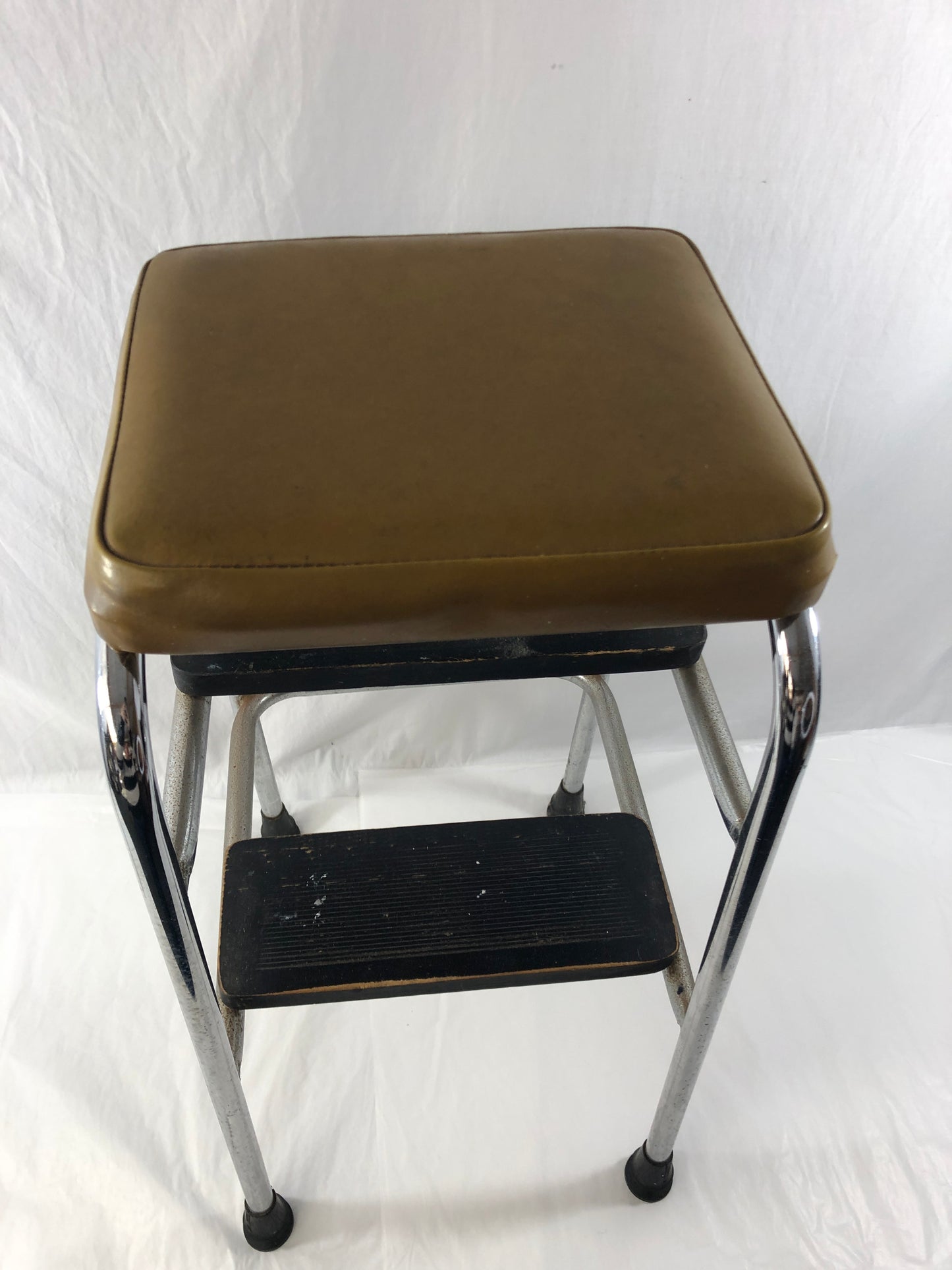 
                  
                    Kitchen Step Stool with Seat (21396)
                  
                