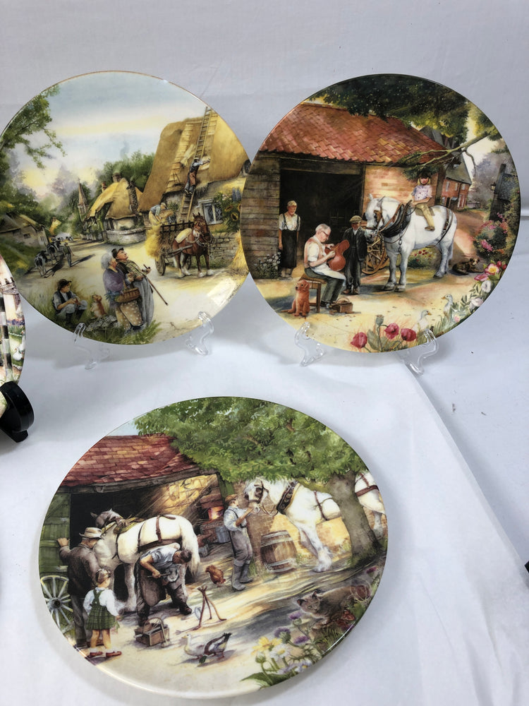 
                  
                    Royal Doulton Plate Set x 8  Old Country Crafts by Susan Neal (18954)
                  
                