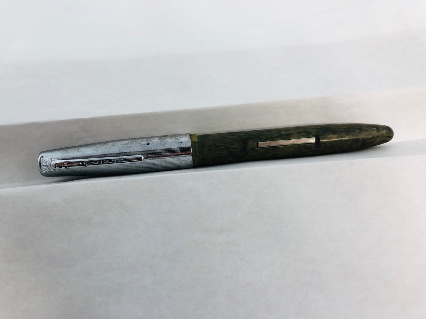 
                  
                    Vintage Platignum Fountain Pen (21294)
                  
                