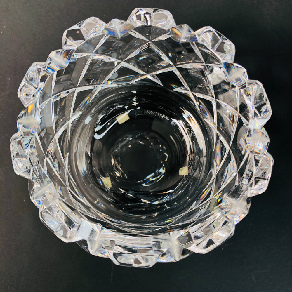 
                  
                    Vintage Orrefors Sofiero Cut Crystal Bowl (16599)
                  
                