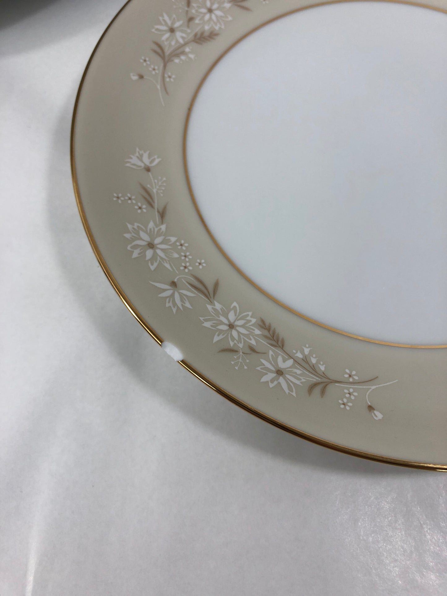 
                  
                    Noritake Chadwick (6786) 36 Piece Dinner Set (19300)
                  
                