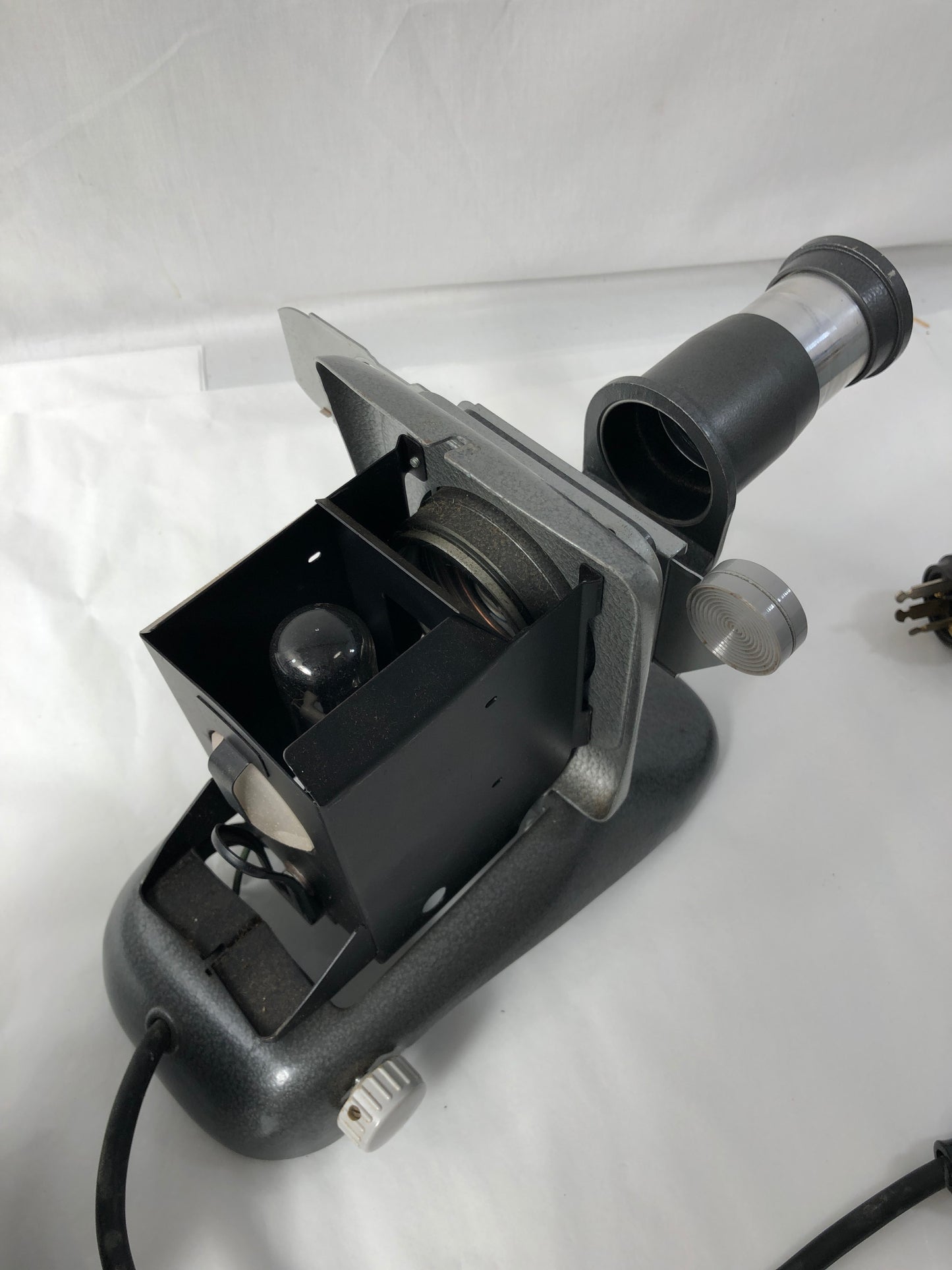 
                  
                    Vintage Noris Plank Slide Projector  (20405)
                  
                