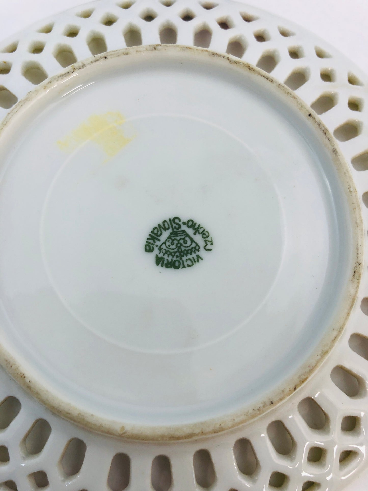 
                  
                    Porcelain Pierced Rim Plate  "Victoria / Czechoslovakia" x 4 (21350)
                  
                