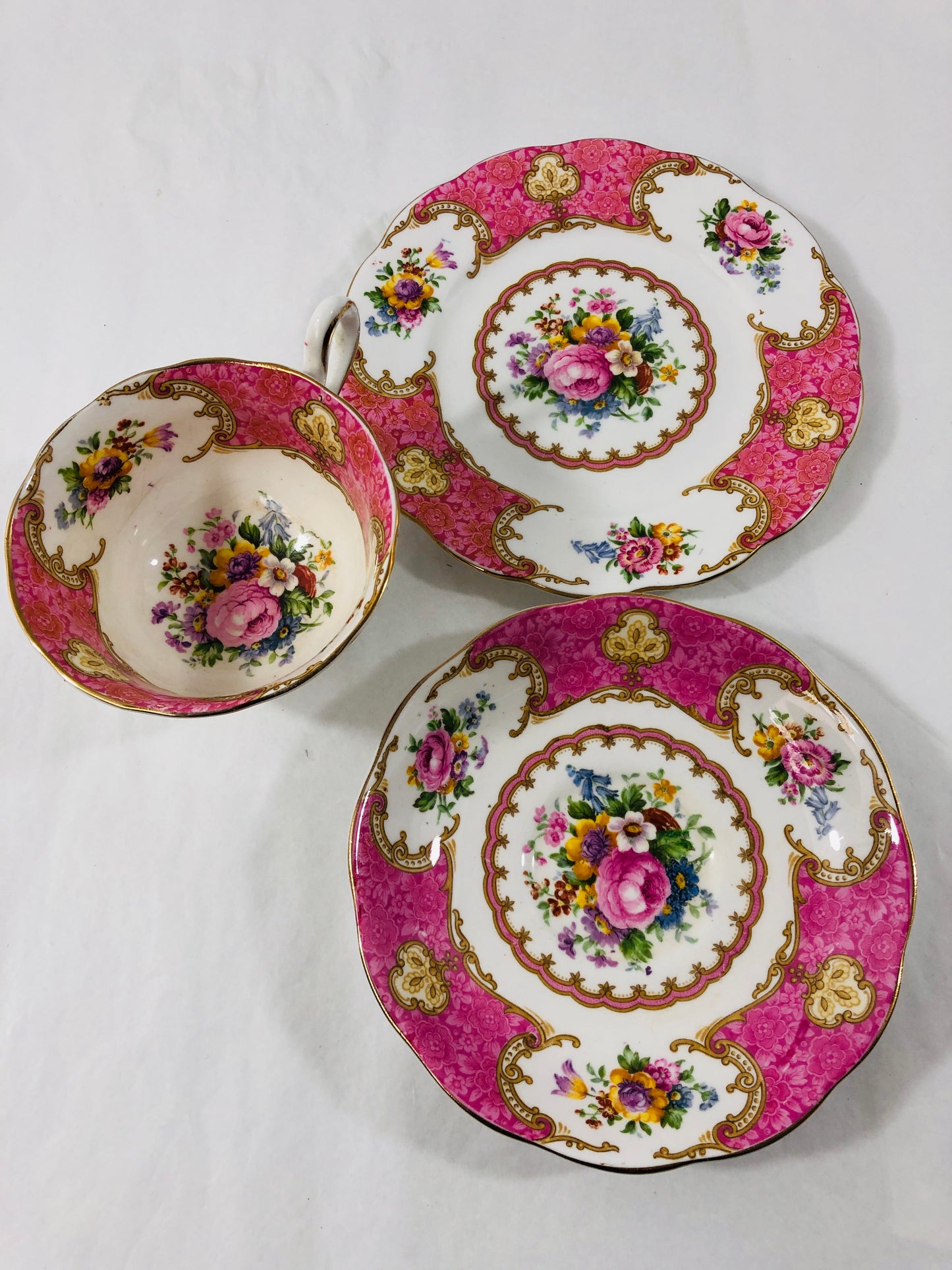 
                  
                    Royal Albert Lady Carlyle Trio (20666)
                  
                