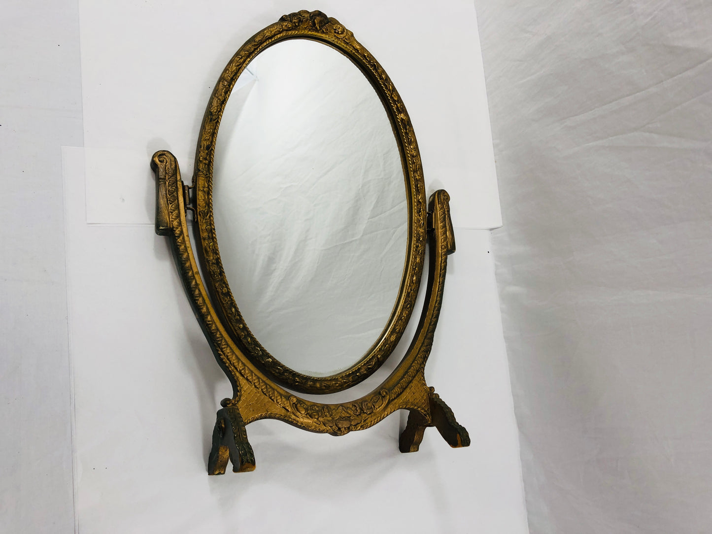 
                  
                    Vintage Ladies Dresser Mirror (20565)
                  
                