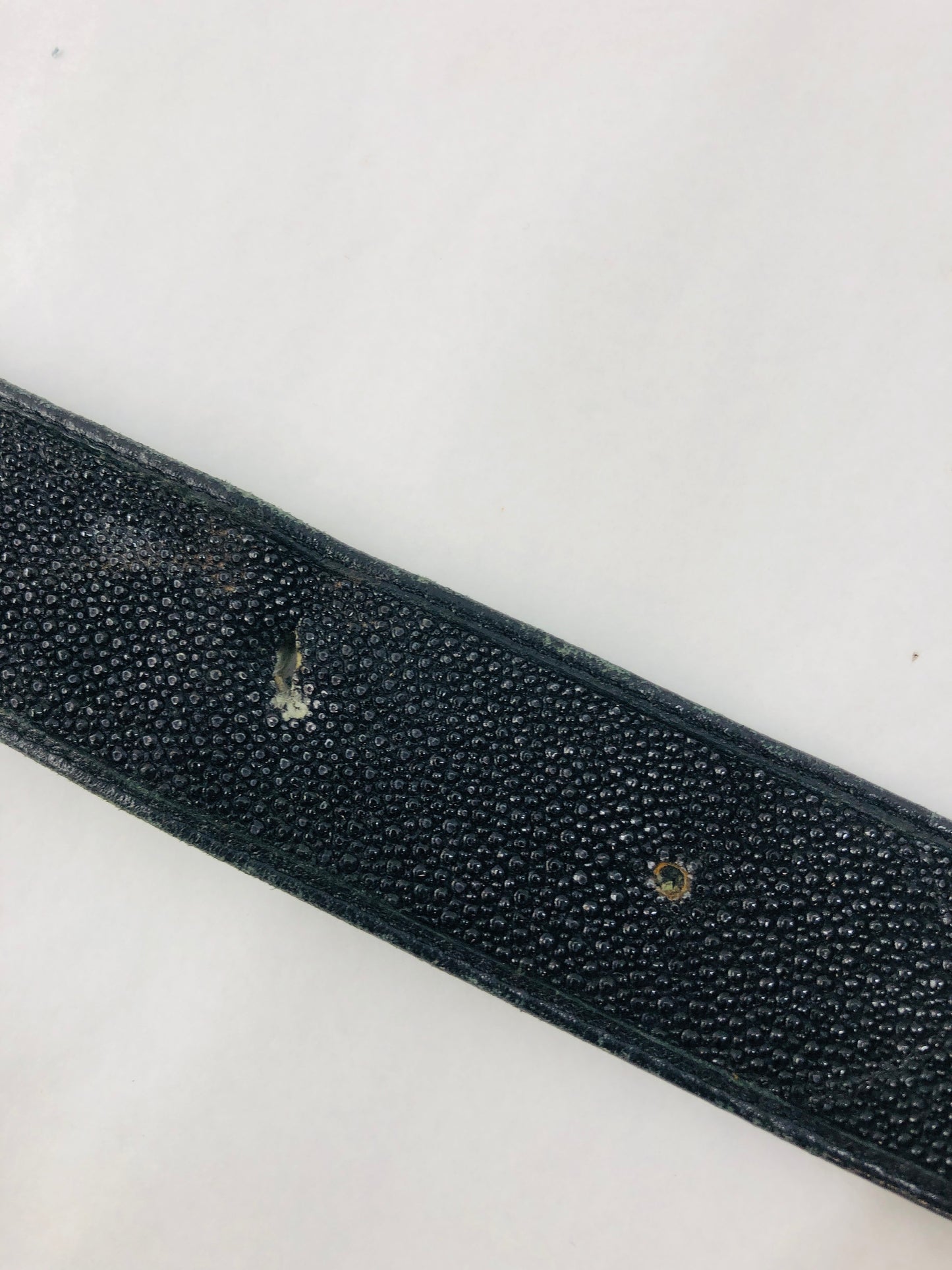 
                  
                    Genuine Stingray Leather belt - Anchor Buckle   (21691)
                  
                