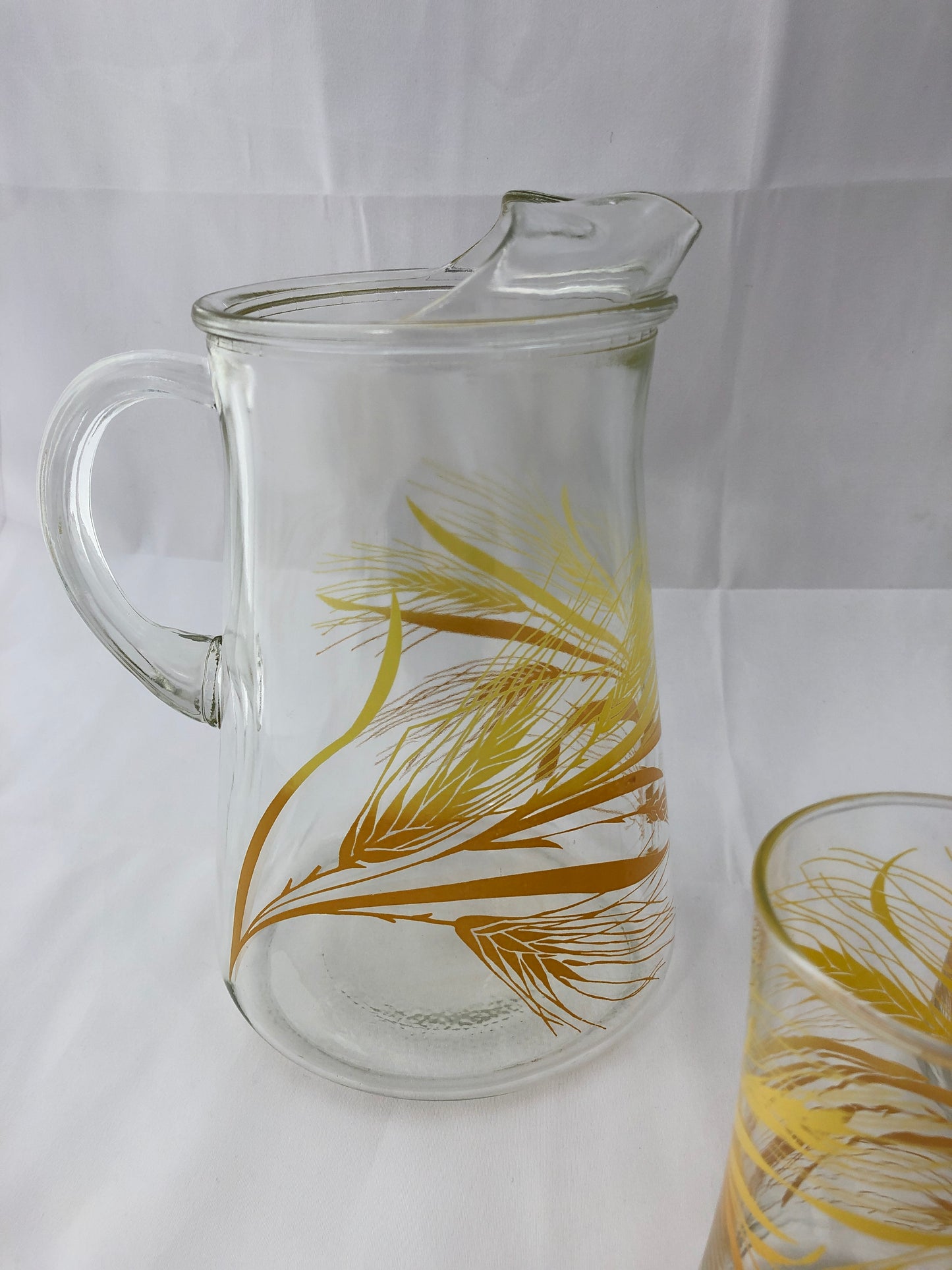 
                  
                    Vintage Libbey Golden Wheat Glass Pitcher with (20177)
                  
                