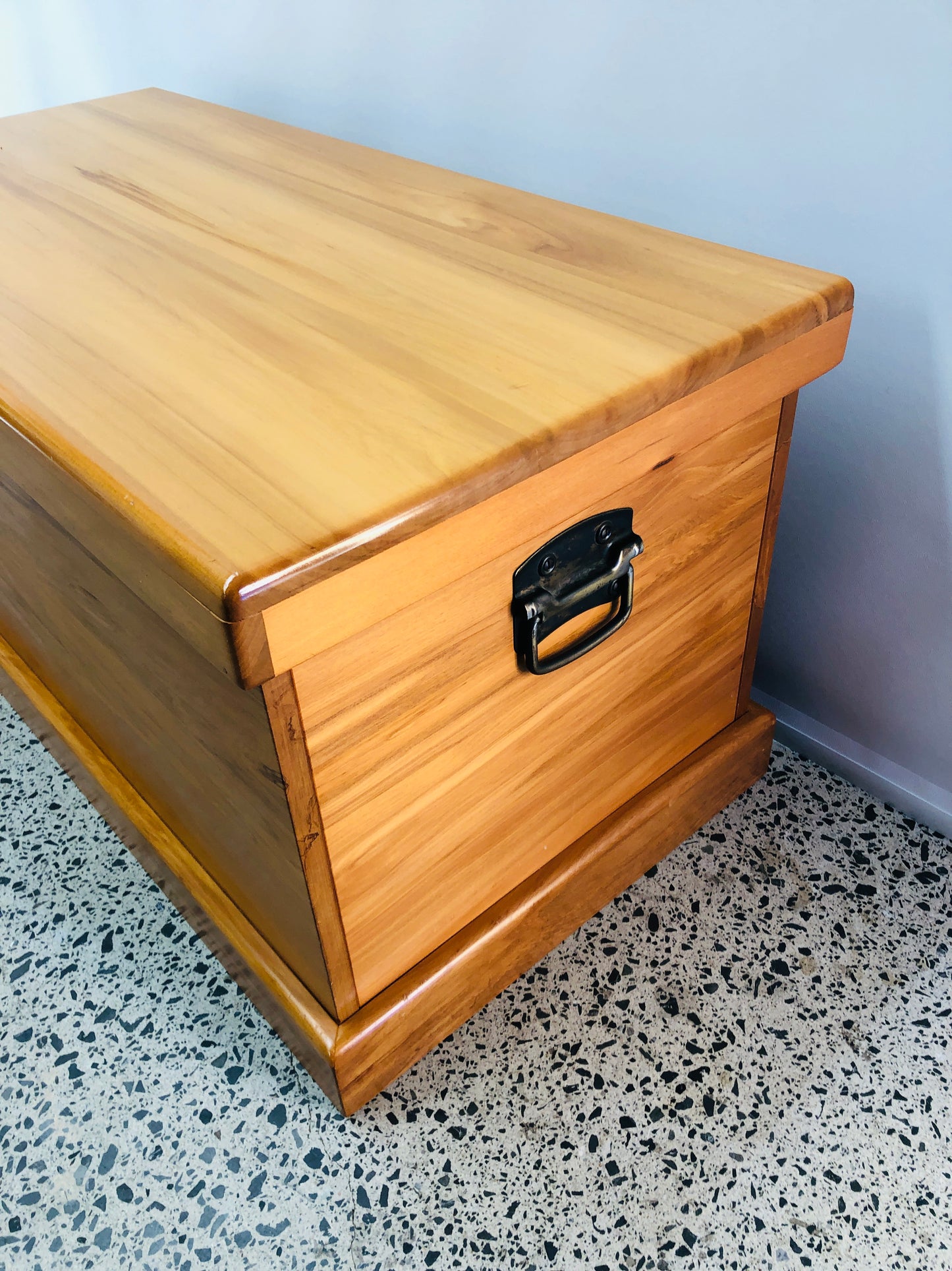 
                  
                    Solid Wood Glory Box (21506)
                  
                