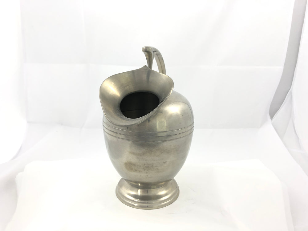 
                  
                    Royal SELANGOR Pewter Jug (18515)
                  
                