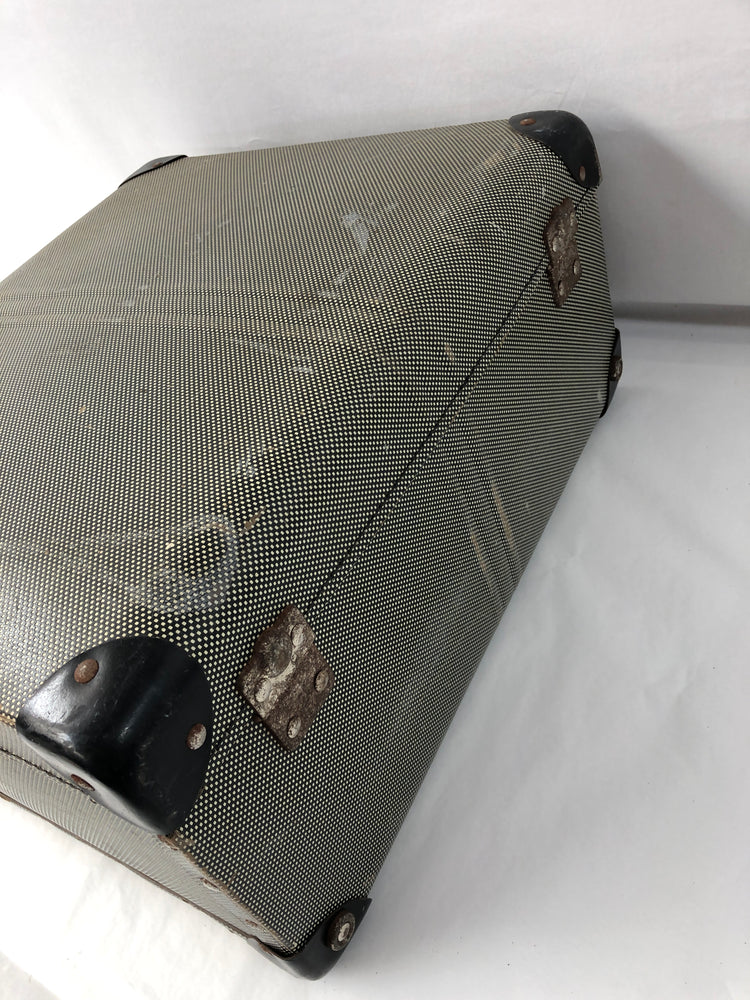 
                  
                    Vintage Hard shell Suitcase (20409)
                  
                