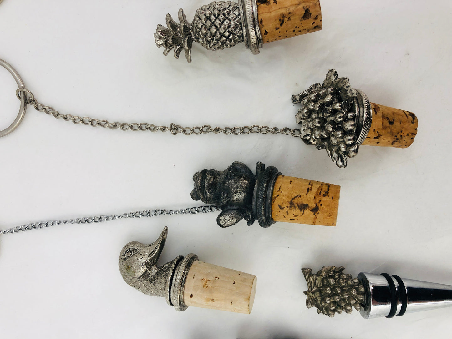 
                  
                    6 Wine Stoppers (21748)
                  
                