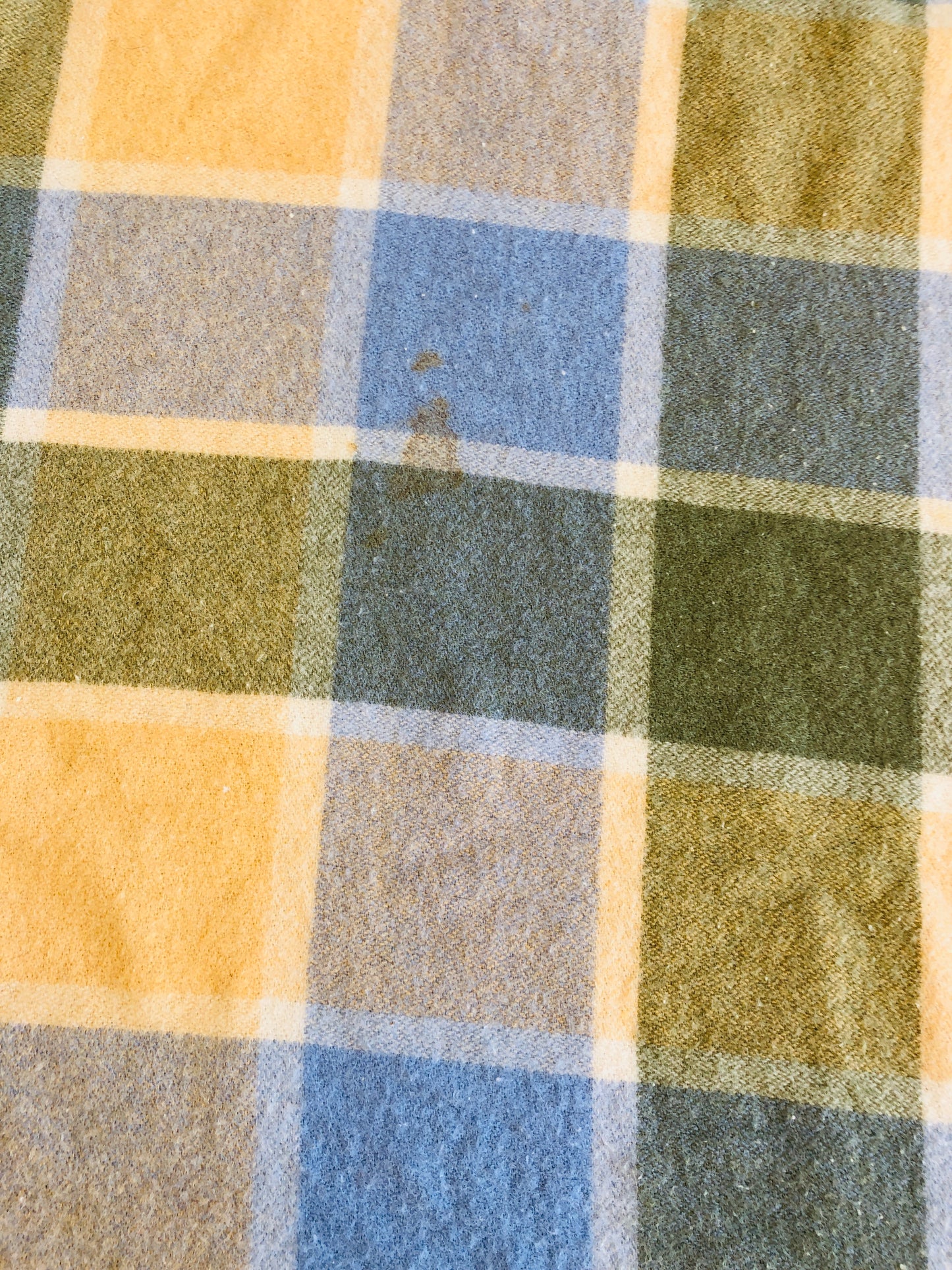 
                  
                    RobinWul 100% Wool Single Blanket - Canterbury (20801)
                  
                