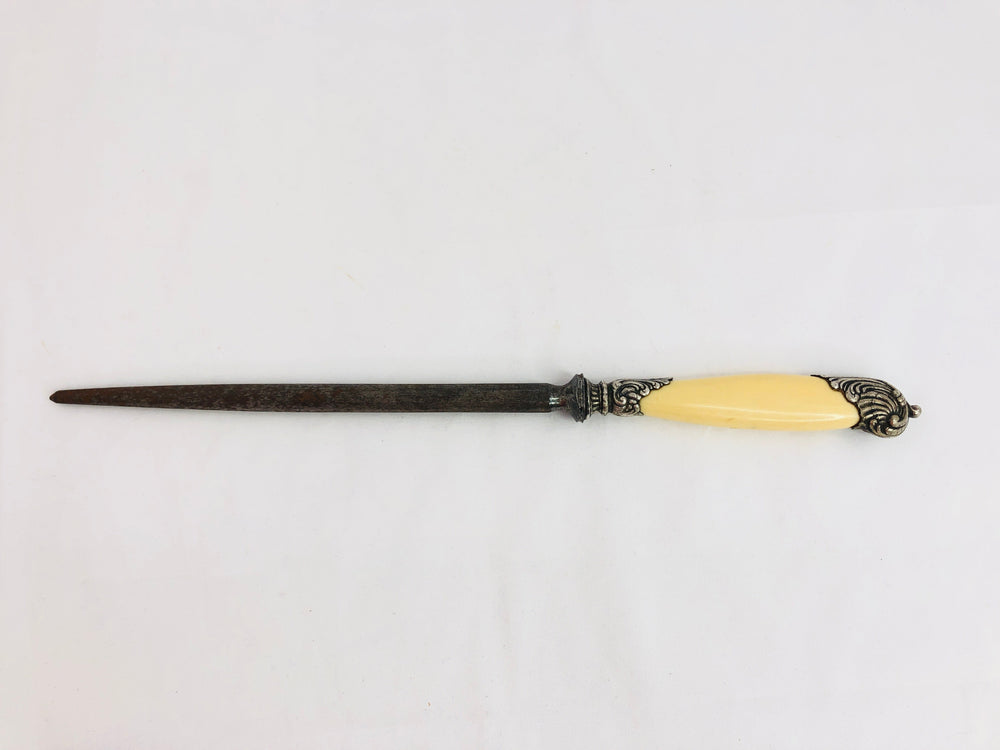 Elegant Vintage Robotham Knife Sharpening Steel (21159)