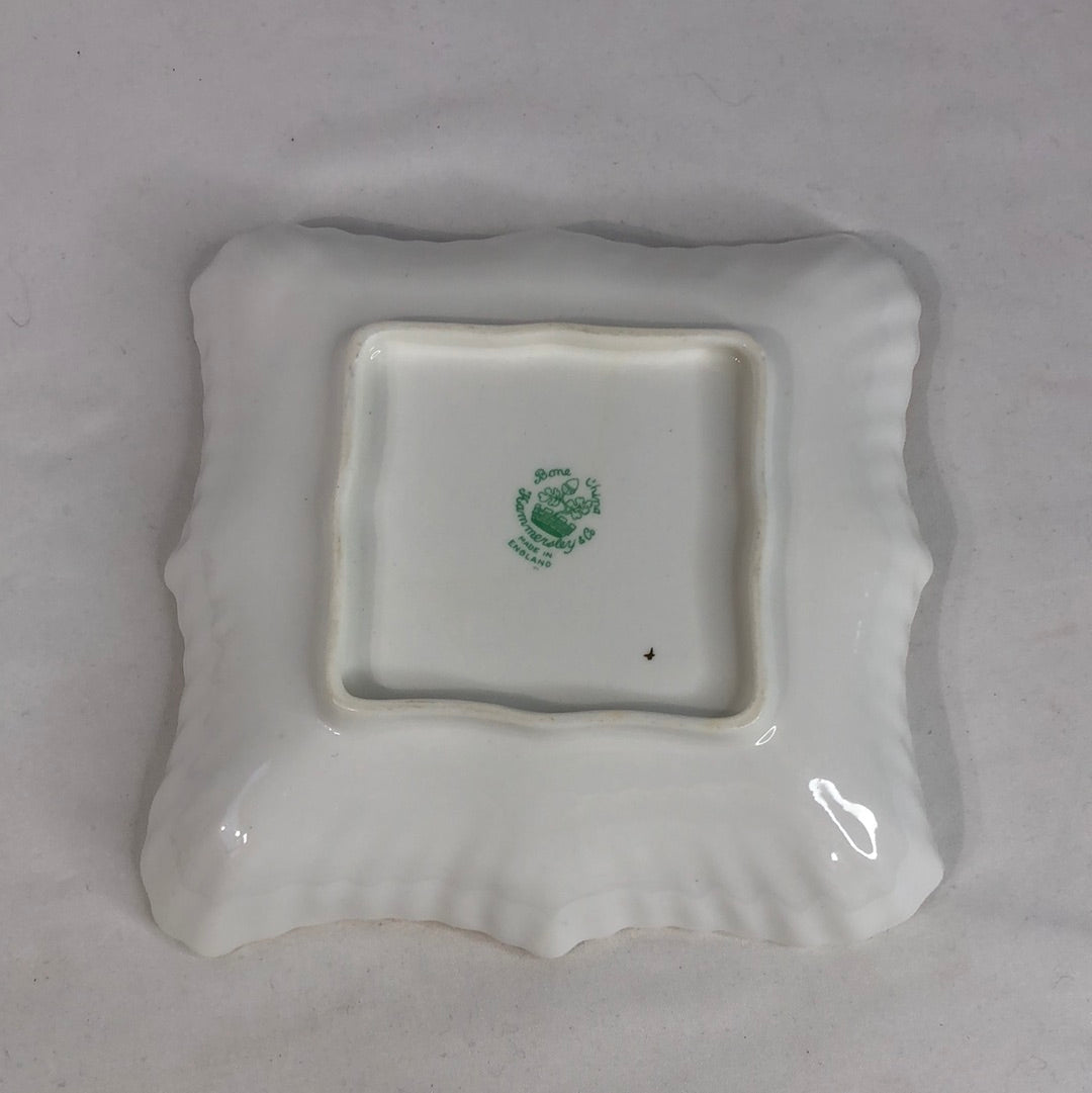 
                  
                    Hammersley -Square Dish - Howard's Spray (17513)
                  
                