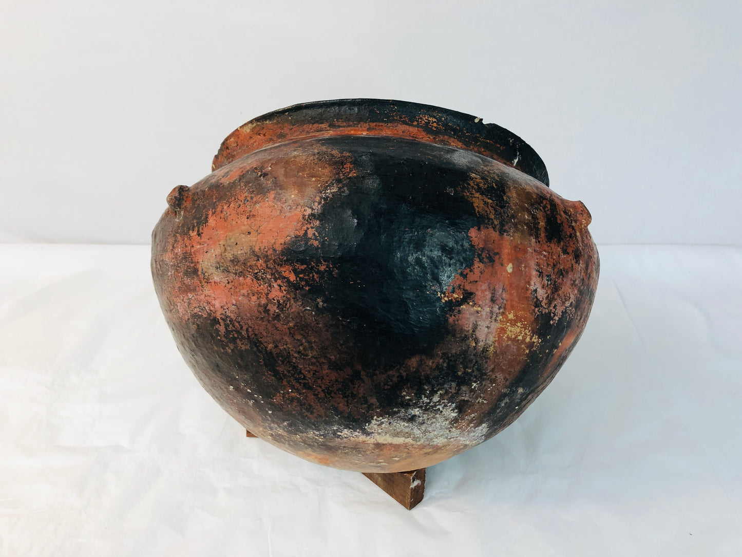 
                  
                    Large African Decorative Cooking Pot (18097)
                  
                