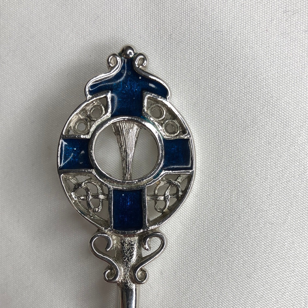 
                  
                    Vintage Scottish Celtic Circle Kilt-pin (16992)
                  
                