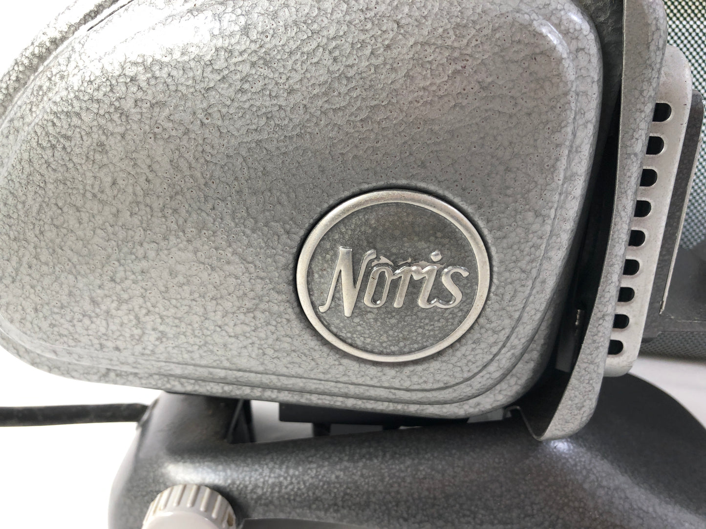 
                  
                    Vintage Noris Plank Slide Projector  (20405)
                  
                