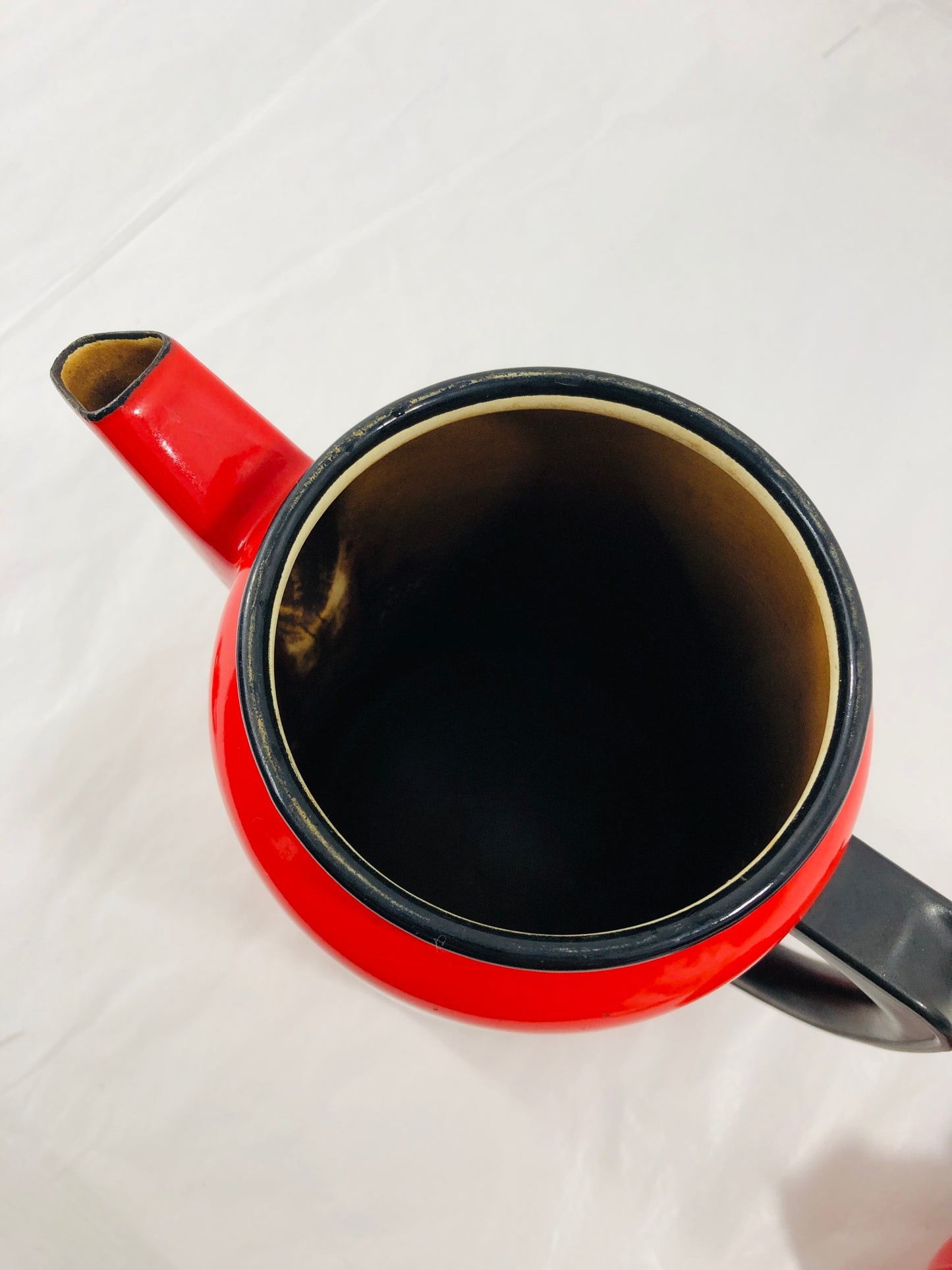 
                  
                    Vintage Kockums Enamelware Coffee Pot - 1.6 L Red (21445)
                  
                