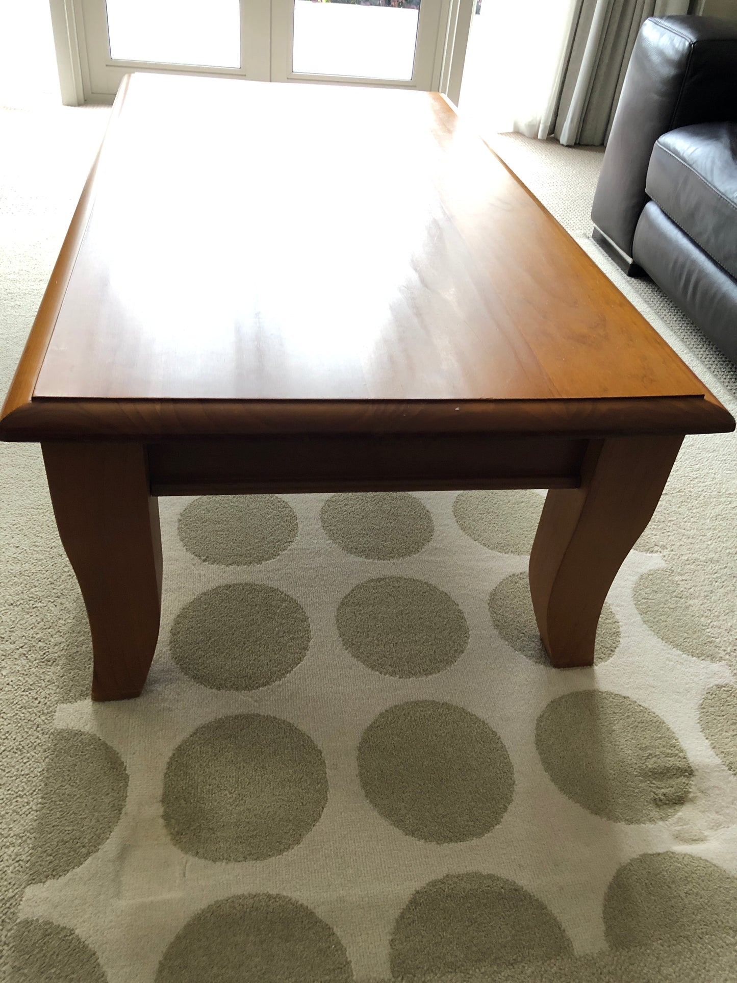 
                  
                    Large Coffee Table (19264)
                  
                