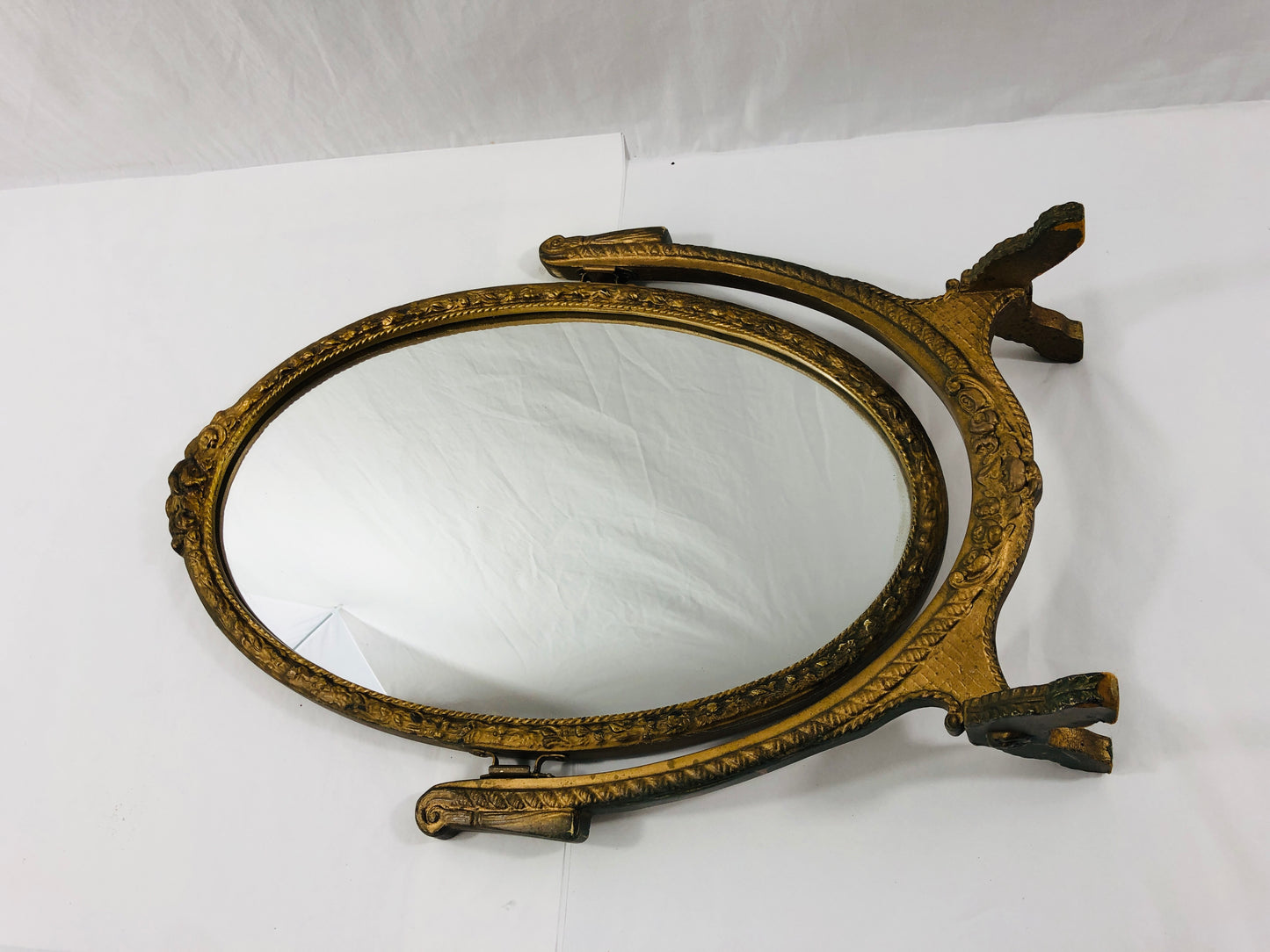 
                  
                    Vintage Ladies Dresser Mirror (20565)
                  
                