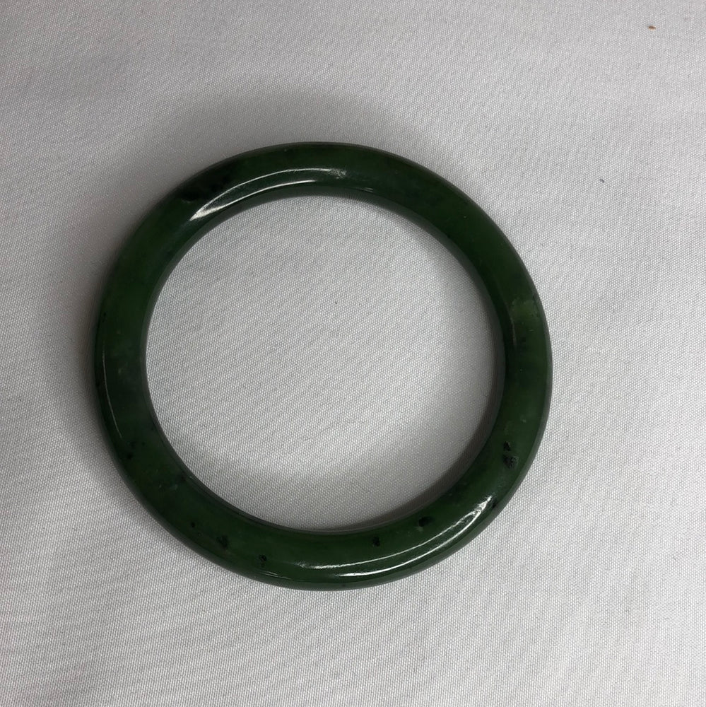 
                  
                    Greenstone/Jade Bracelet (16987)
                  
                