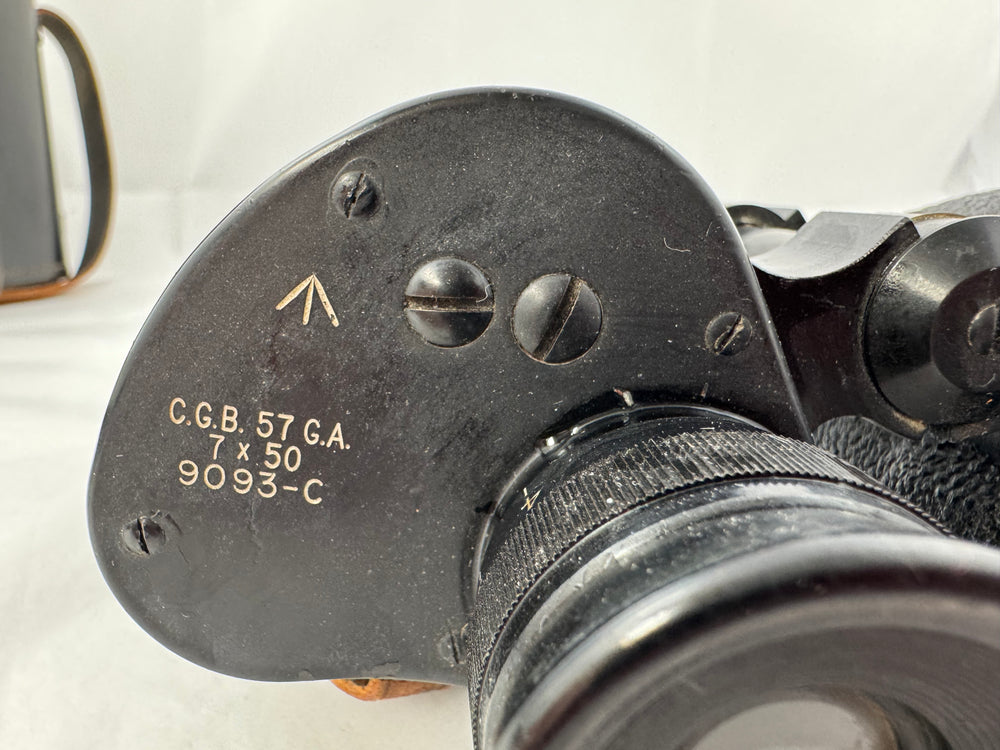 
                  
                    Vintage REL Canada WWII Military Binoculars 1944 (20038)
                  
                