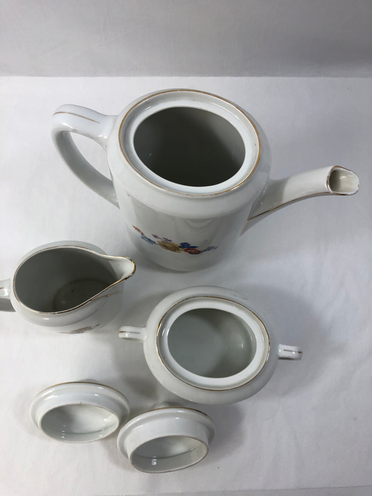 
                  
                    DW Bavaria TeaPot, Milk Jug and Sugar bowl (19119)
                  
                