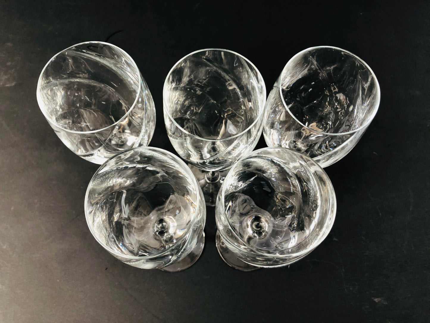 
                  
                    Beautiful Glass Wine Glasses x 5 (21571)
                  
                