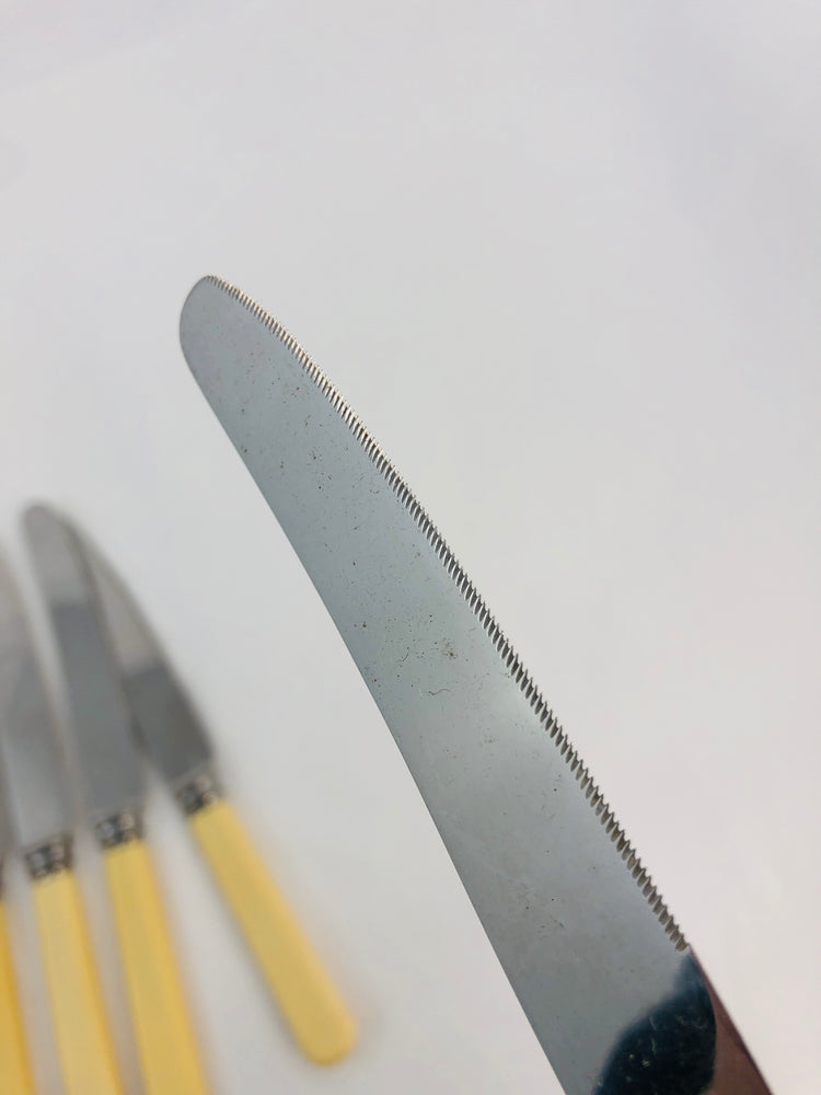
                  
                    Geo Wostenholm & Son - Entree Bone Handle Knives - Sheffield (21310)
                  
                