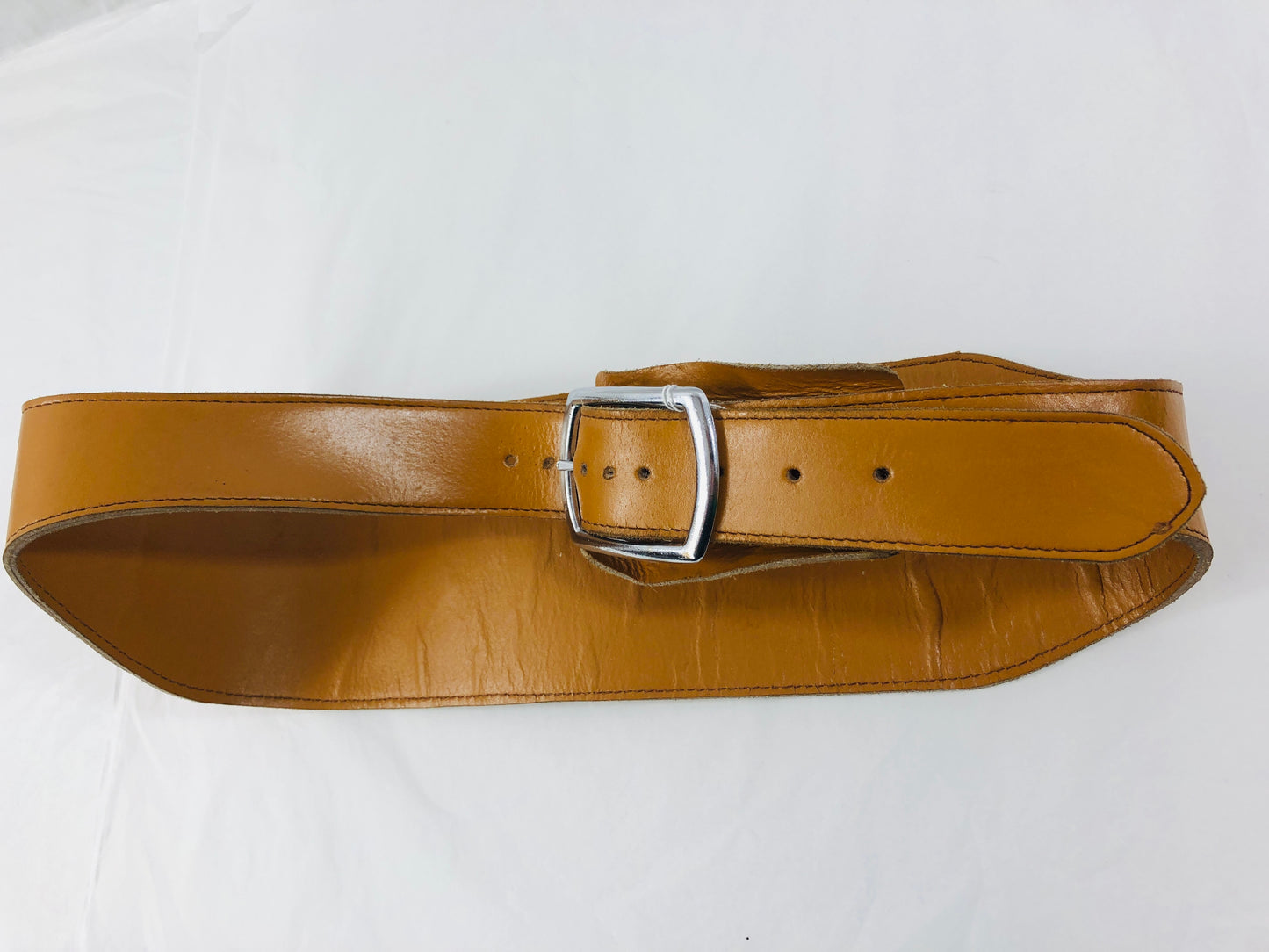 
                  
                    Vintage  Leather Wide Belt - Kidney Belt? (21690)
                  
                