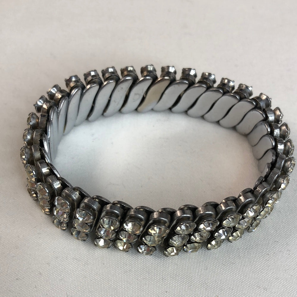 
                  
                    Vintage Expandable Rhinestone Bracelet (17052)
                  
                