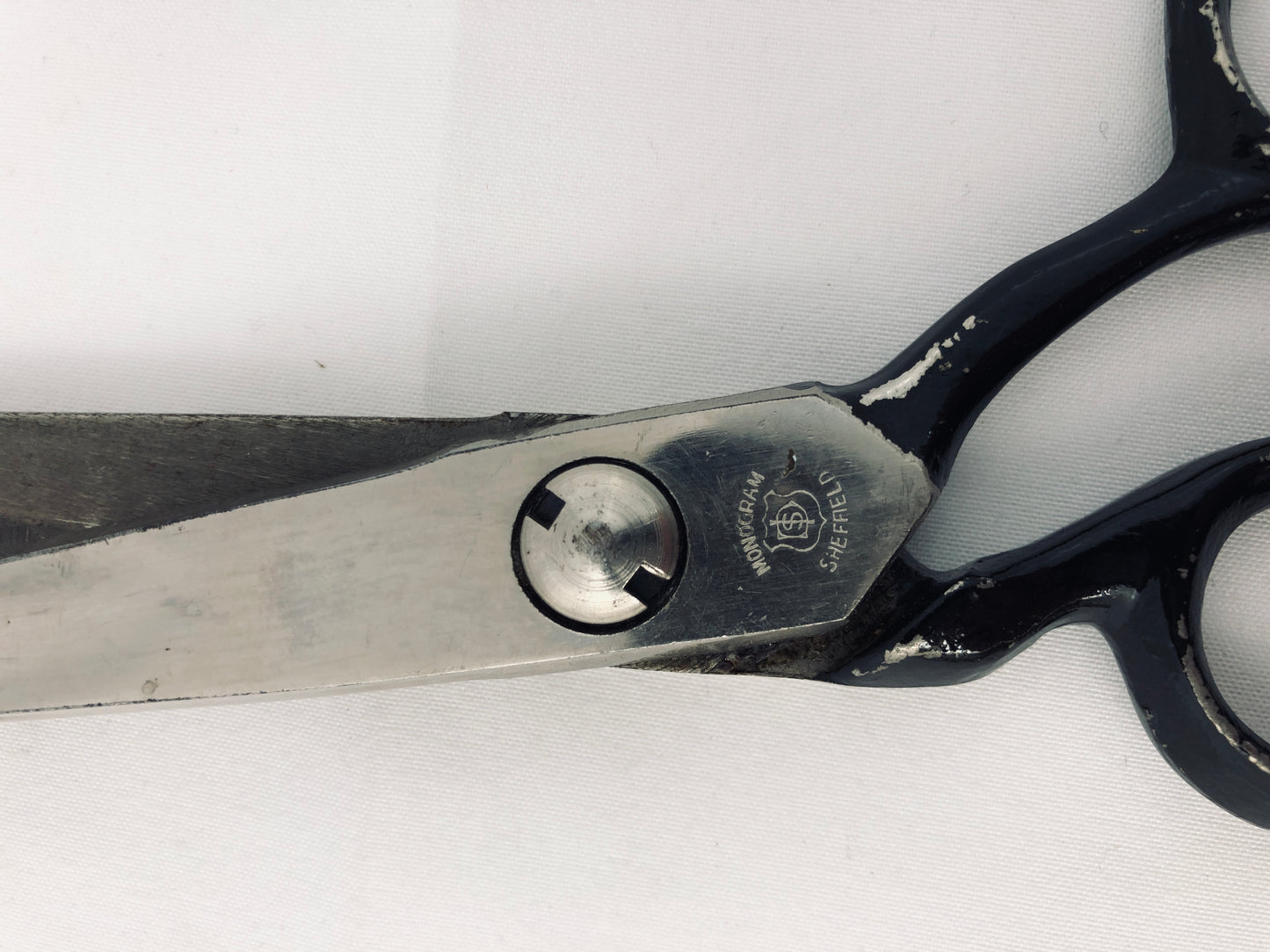 
                  
                    Monogram Sheffield - Pinking Shears  (20443)
                  
                