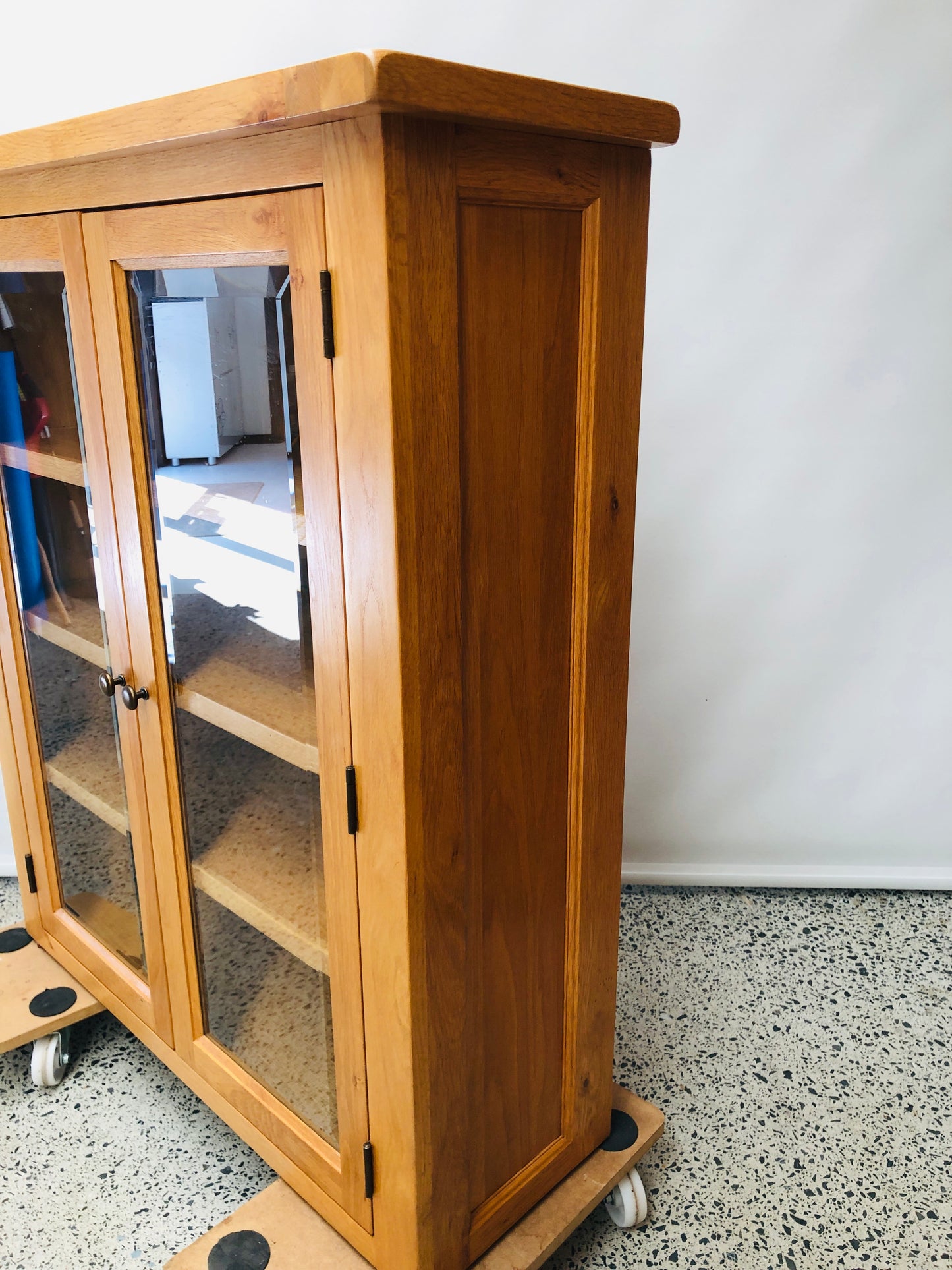 
                  
                    Stunning Besp-Oak Solid Oak 2 Piece Hutch Buffet Unit (21603)
                  
                