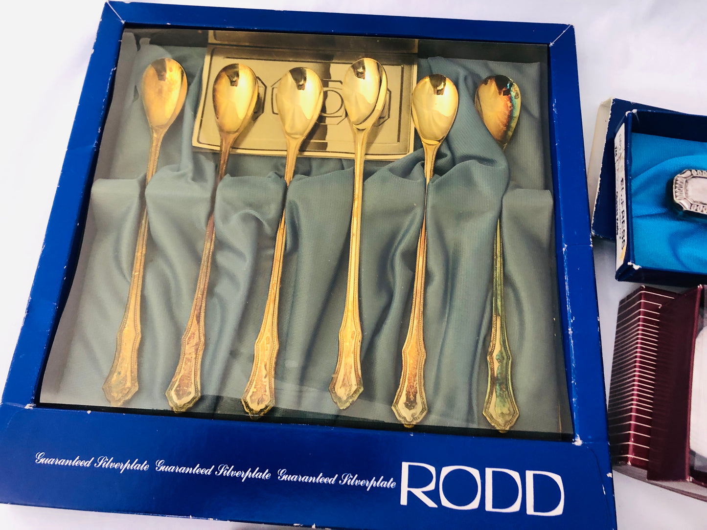 
                  
                    RODD ENPS 17 x Boxed Serving Items (21263)
                  
                