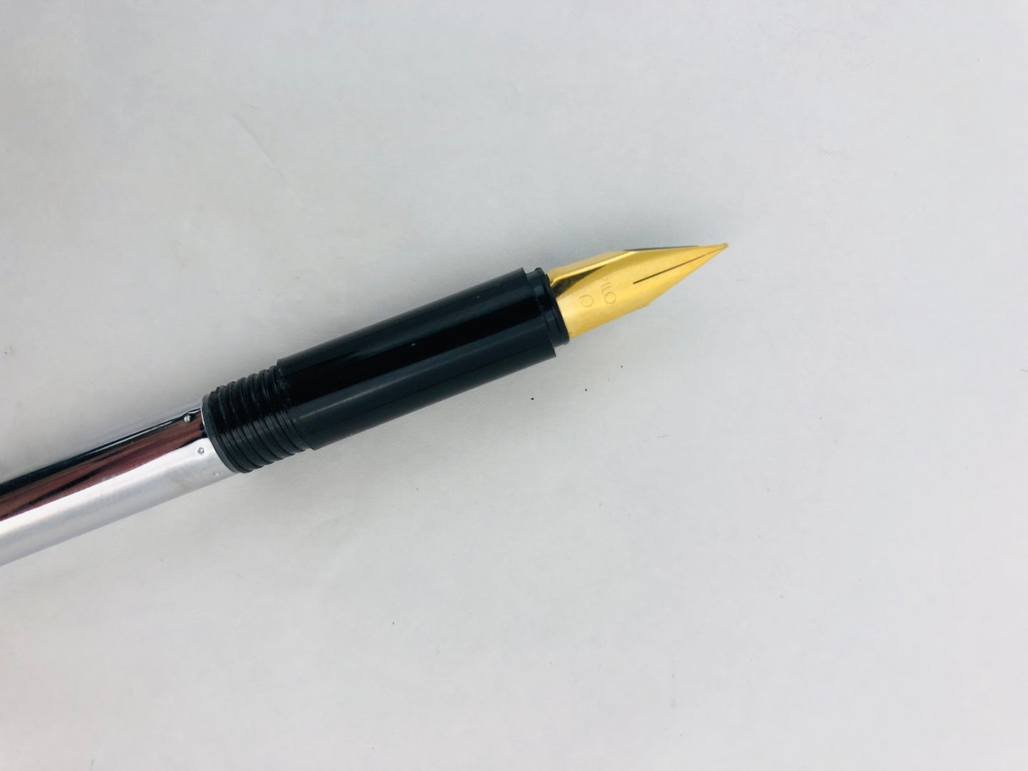 
                  
                    Vintage Sheker Gold Pen & Pilot Nobel Pen (21305)
                  
                