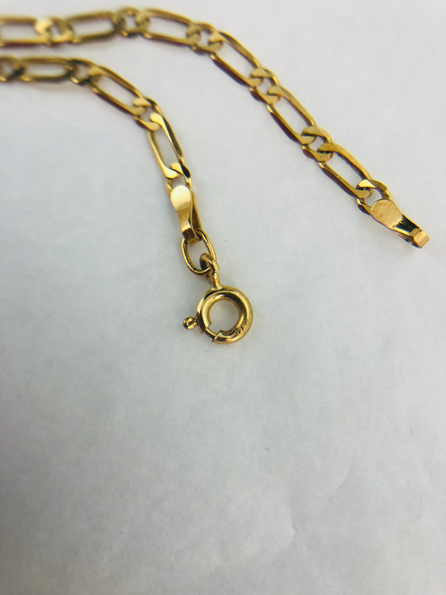 
                  
                    Gold Flat Link Chain Necklace 375 (21596)
                  
                