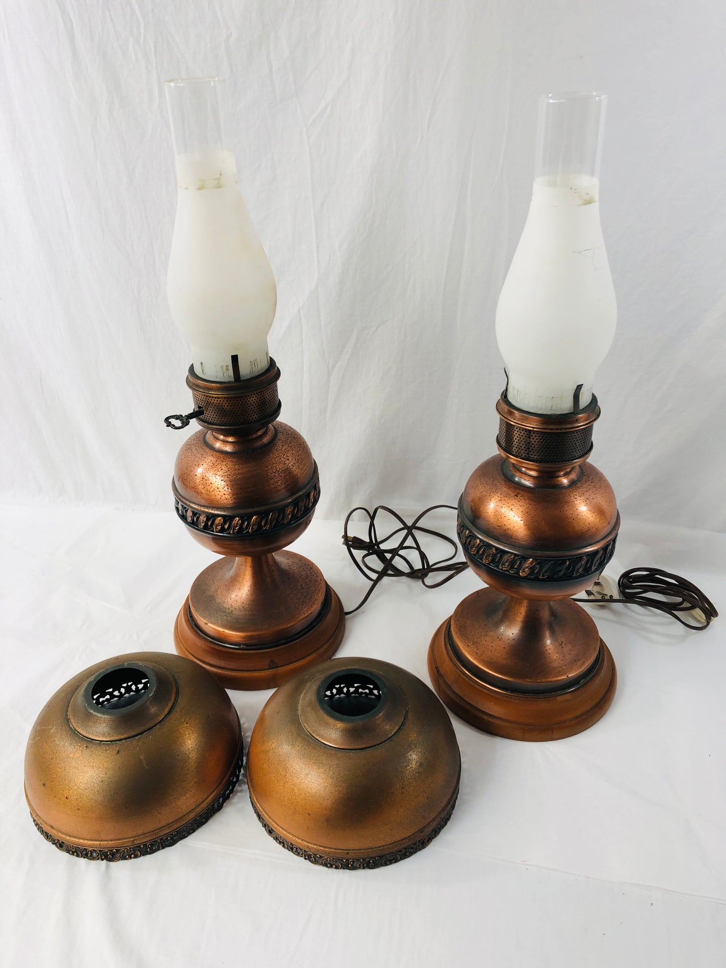 
                  
                    Matching Copper Look Kerosene Lamps (20850)
                  
                