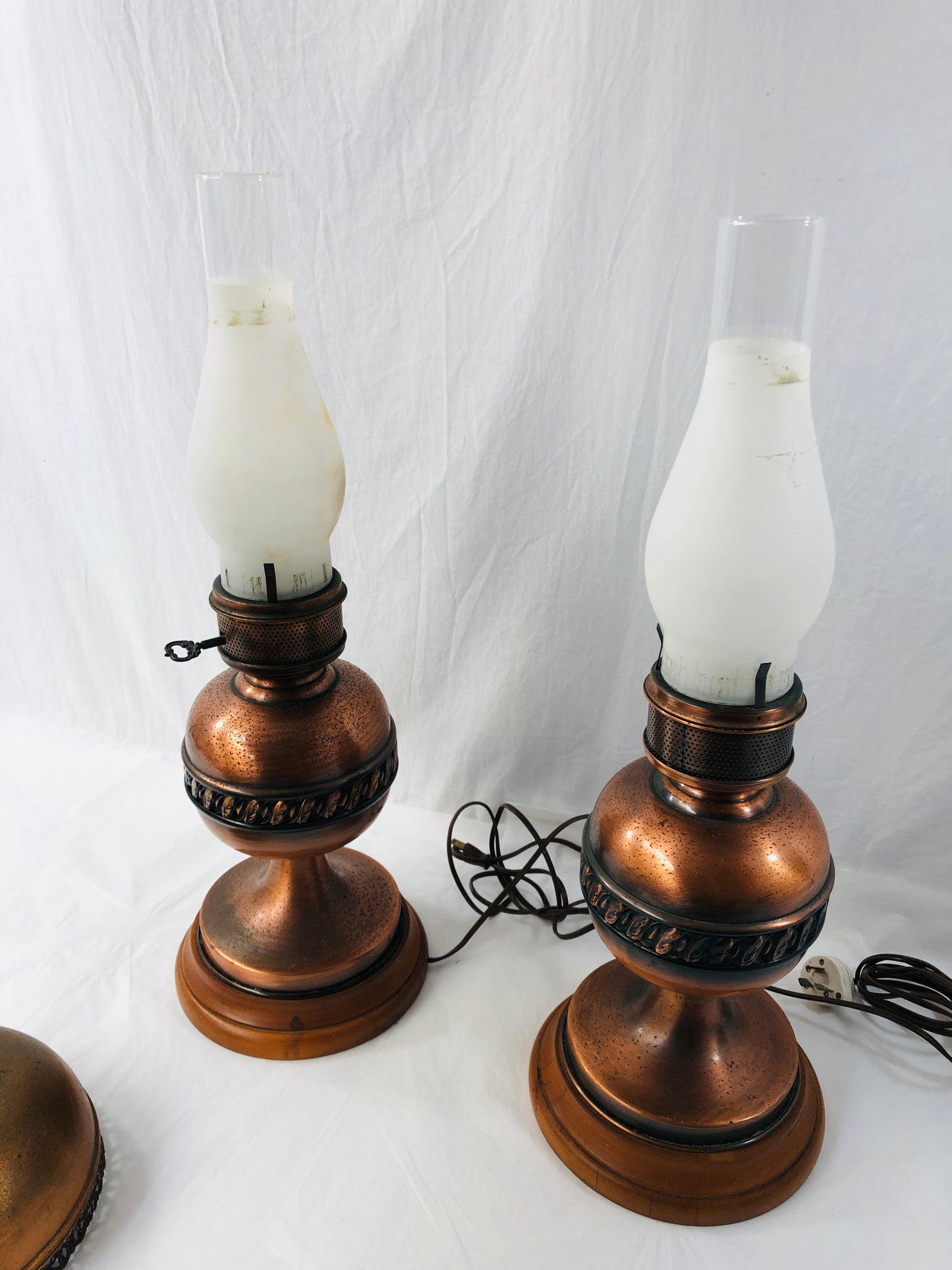 
                  
                    Matching Copper Look Kerosene Lamps (20850)
                  
                
