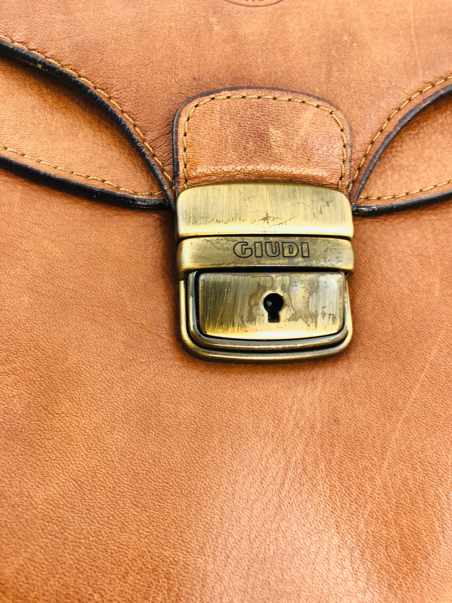 
                  
                    Vintage Giudi Italian Leather Messenger Bag (21657)
                  
                