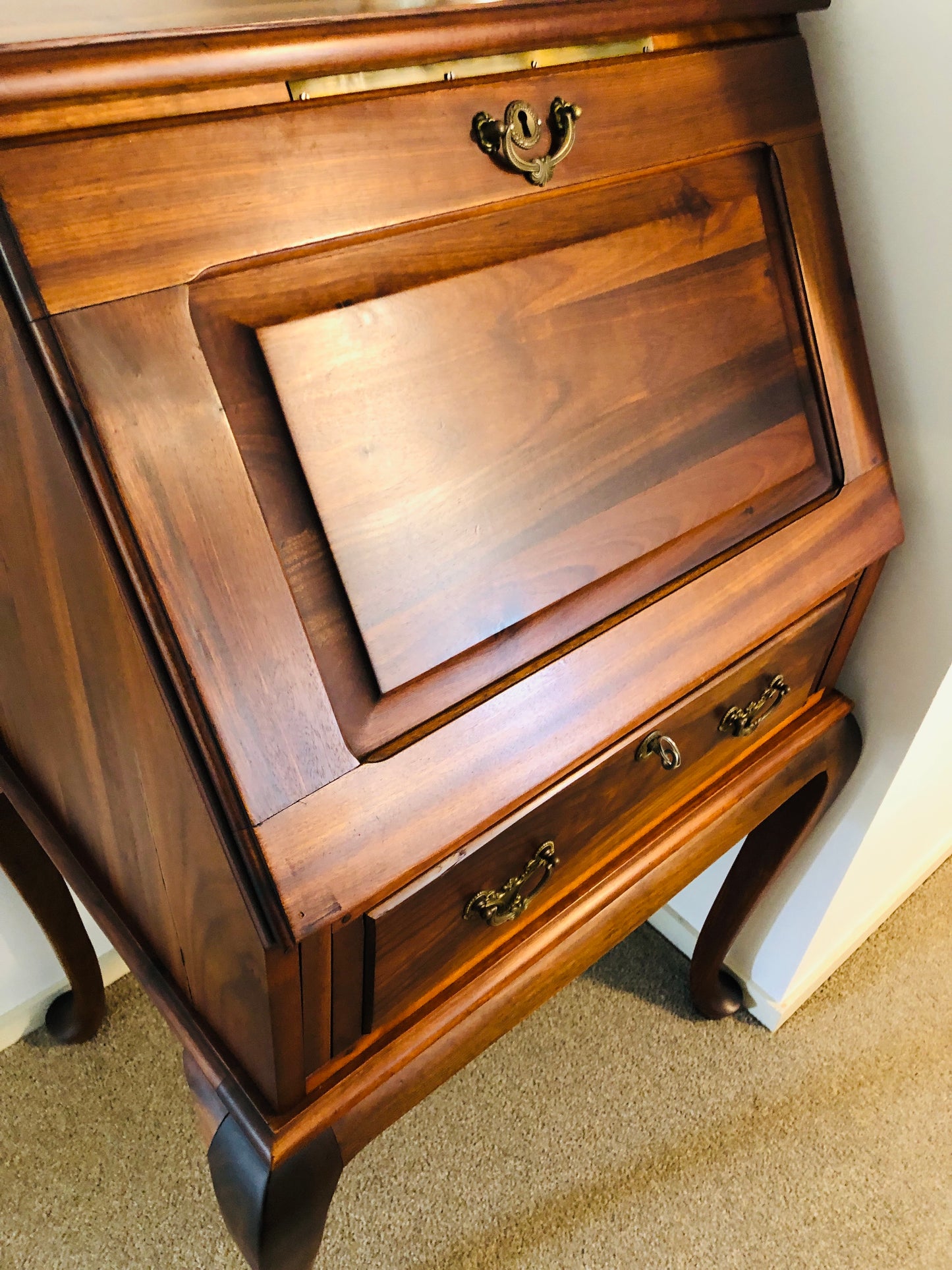
                  
                    Drop Front Ladies Writing Desk (21795)
                  
                