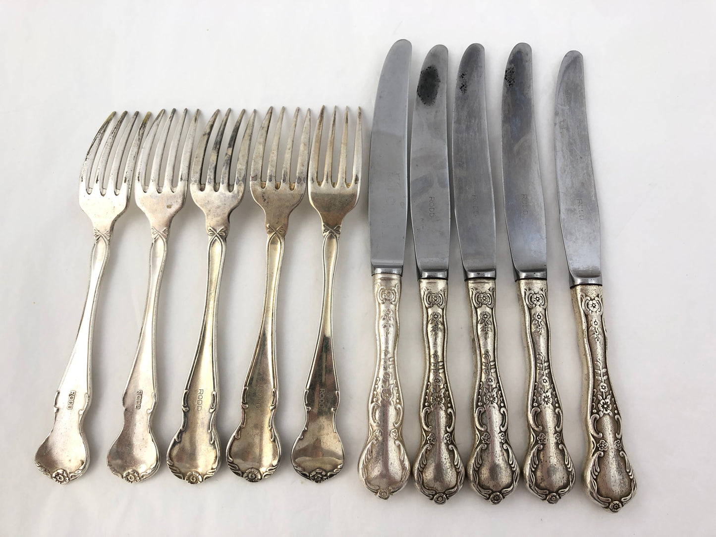 
                  
                    Rodd Flatware Knives & Forks (19262)
                  
                