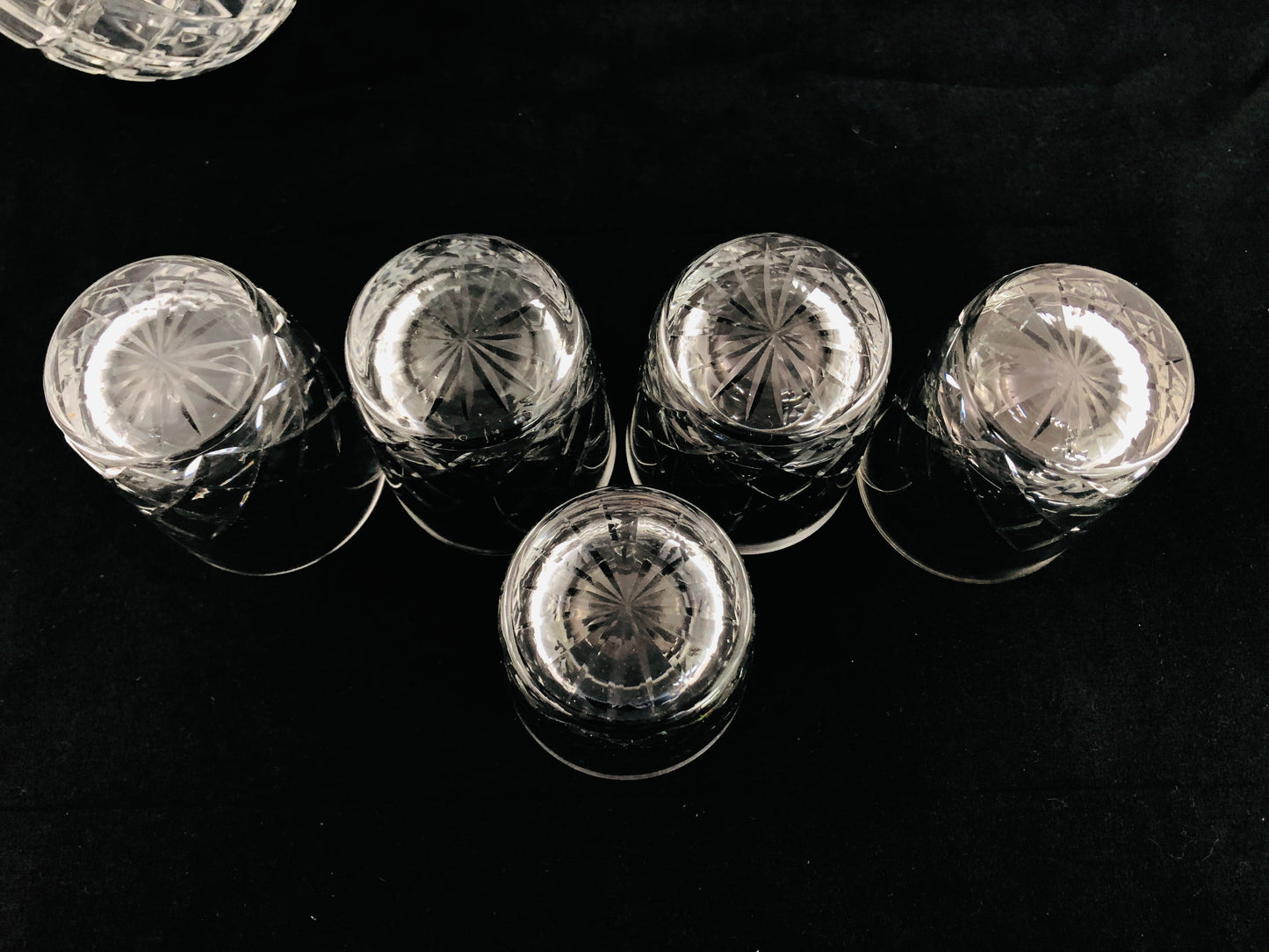 
                  
                    Crystal Decanter & Crystal Glasses (21112)
                  
                