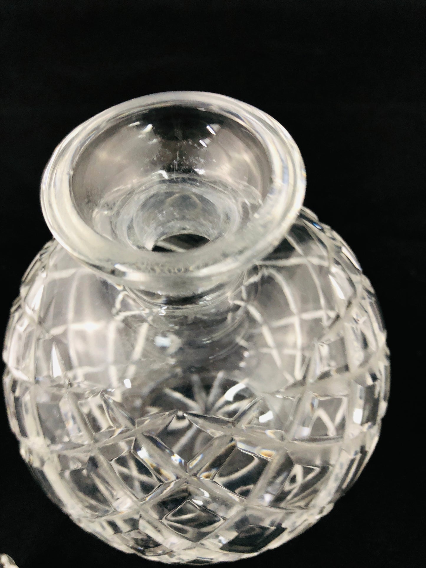 
                  
                    Crystal Decanter & Crystal Glasses (21112)
                  
                
