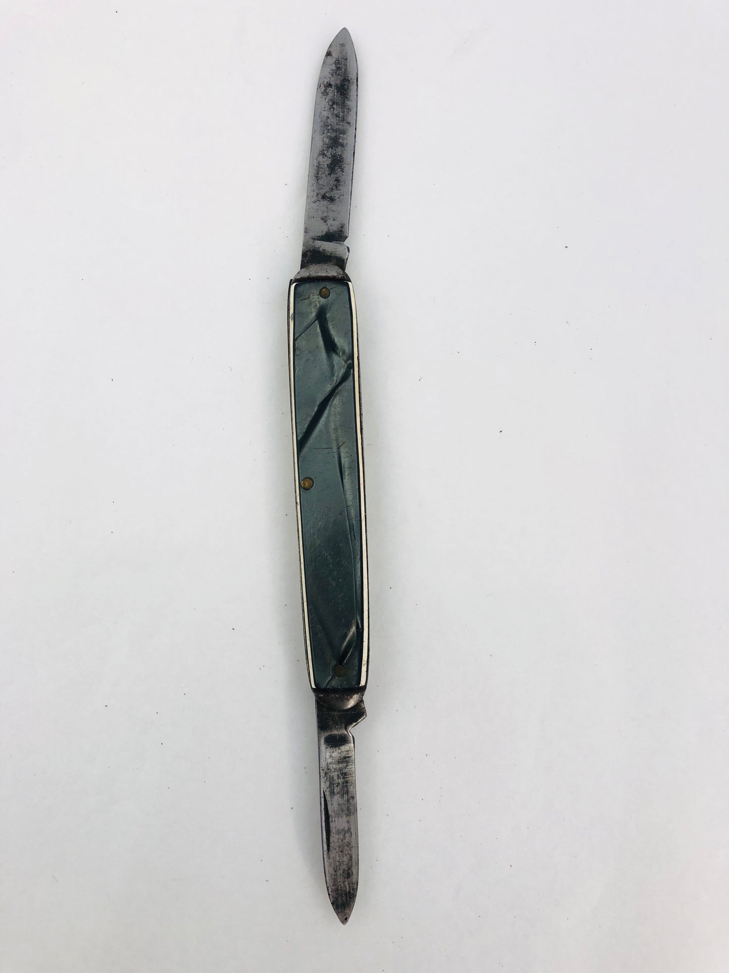 
                  
                    Vintage 2 Blade Pocket Knife - Richards? Sheffield (21633)
                  
                
